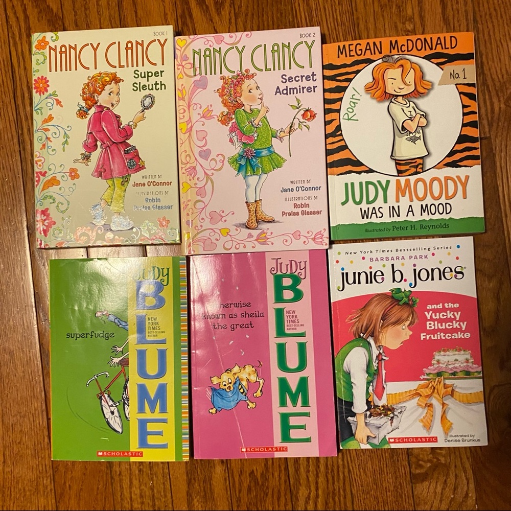 Set of easy reading illustrated chapter books - 6 books
